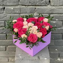 Цветочная композиция из Розы в коробке в Челюскинский