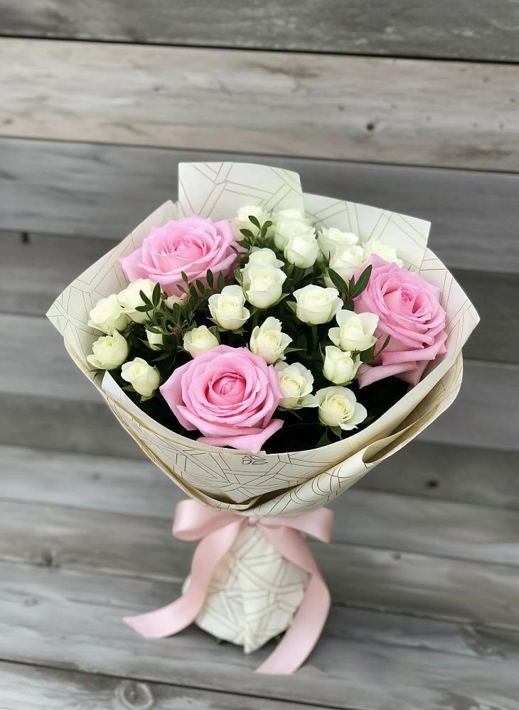 Букет цветов из: Розы в Челюскинский