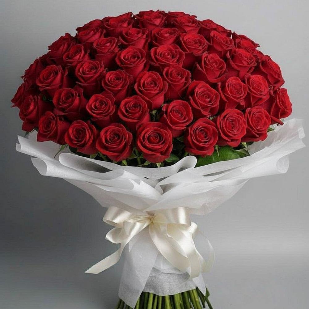 Букет 101 Красная роза Блэк Мэджик в Челюскинский