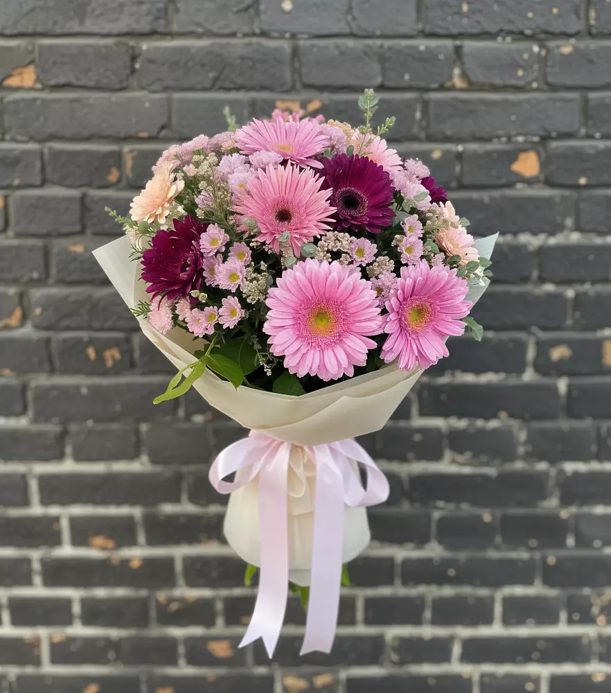 Букет цветов из: Герберы и Хризантемы в Челюскинский