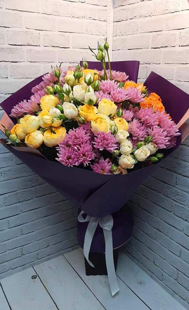 Букет цветов из: Хризантемы и Розы в Челюскинский