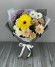 Букет цветов из:  Розы, Герберы и Хризантемы в Челюскинский