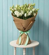 Букет цветов из:  Лизиантусы в Челюскинский